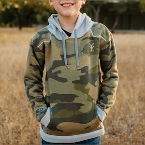 YeeYee Youth Camo Fleece Hoodie size Small